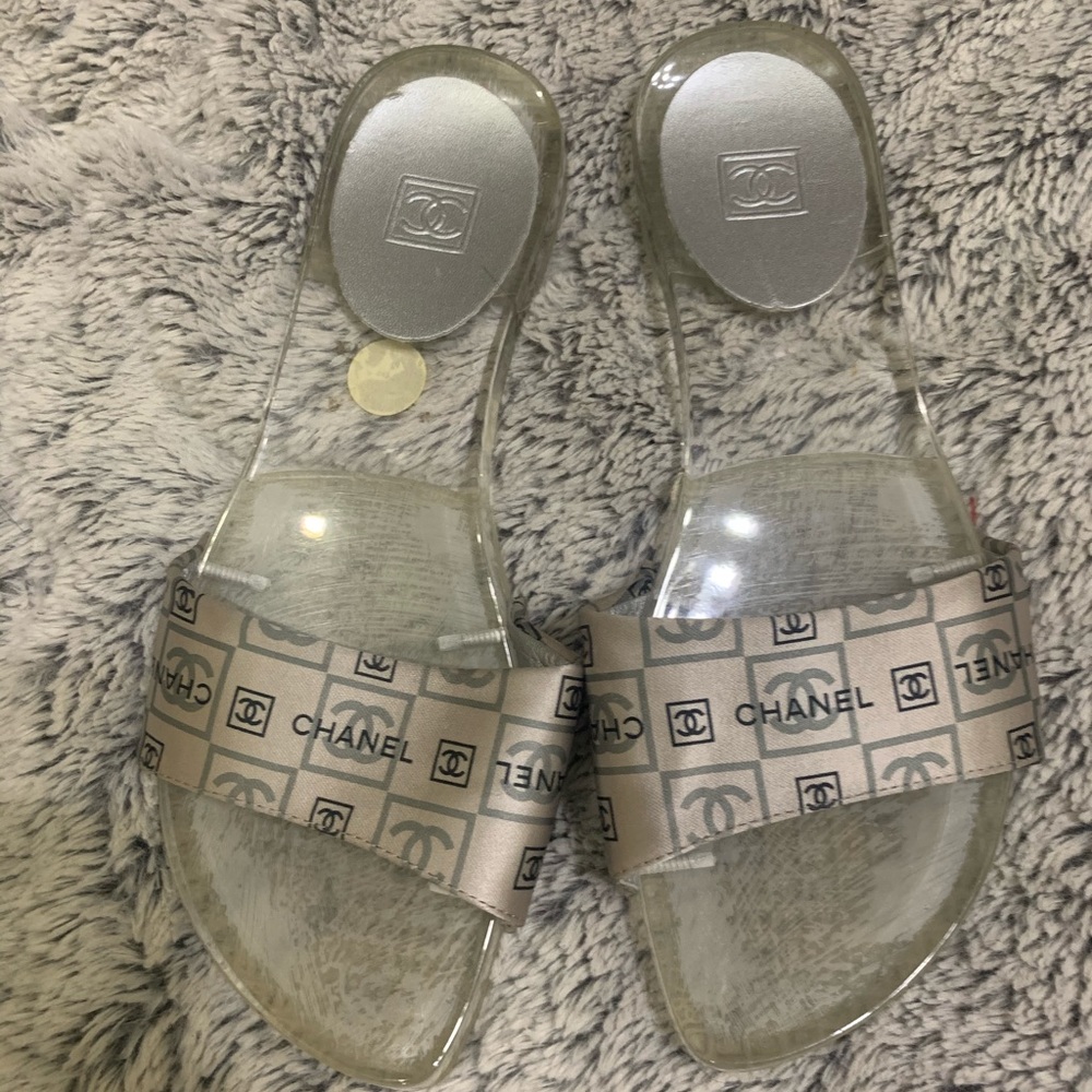 Chanel slides sz 35